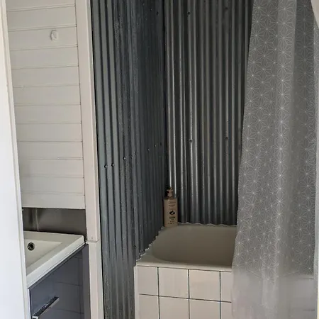 Des Carmes